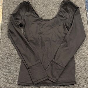 Move With You Women’s Black Long-Sleeve Athletic Scoop Neck Top